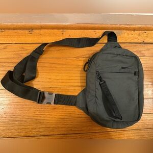 Nike Dark Green Belt Bag